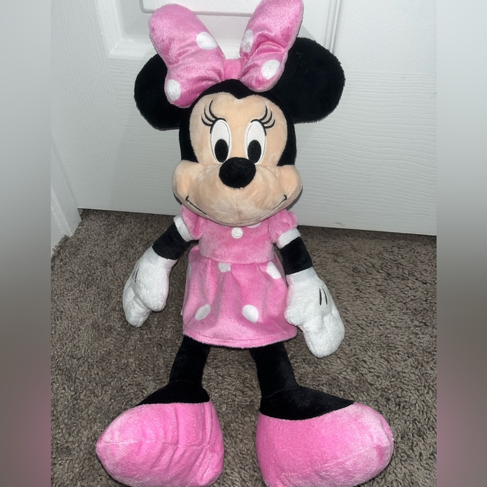 Disney Minnie Mouse 16 inch plush